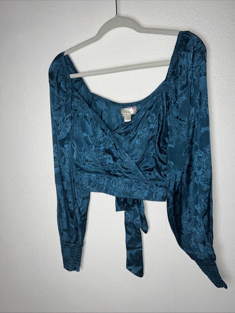 NWT Band of the Free Wrap Top Womens Small And M Green Satin Boho Babydoll Gypsy